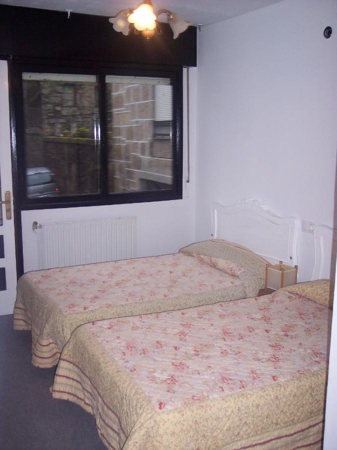 Hôtel Casa Lola à Ponteareas Extérieur photo