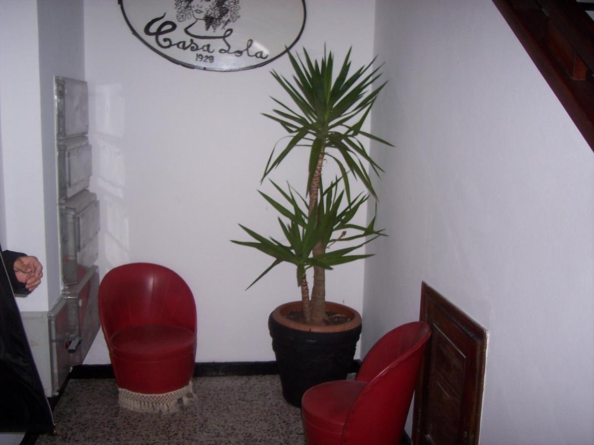 Hôtel Casa Lola à Ponteareas Extérieur photo